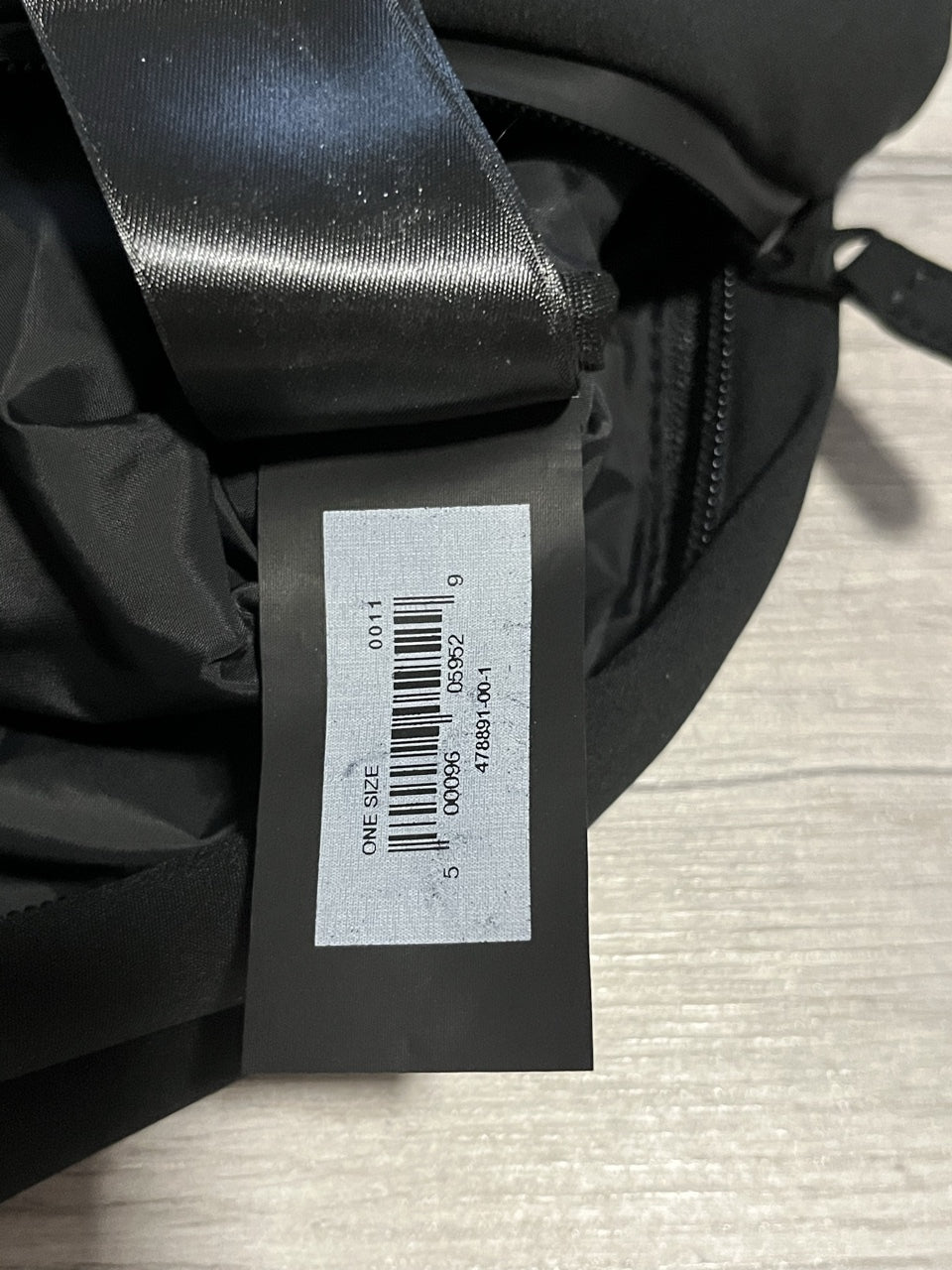 Yeezy Gap Balenciaga Snake Bag LC